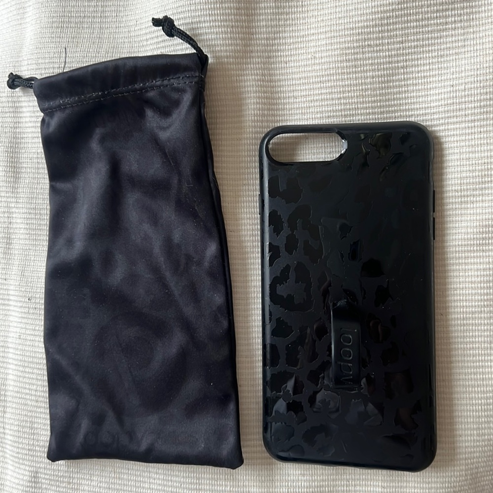 Black Leopard Loopy Case for I Phone 8plus